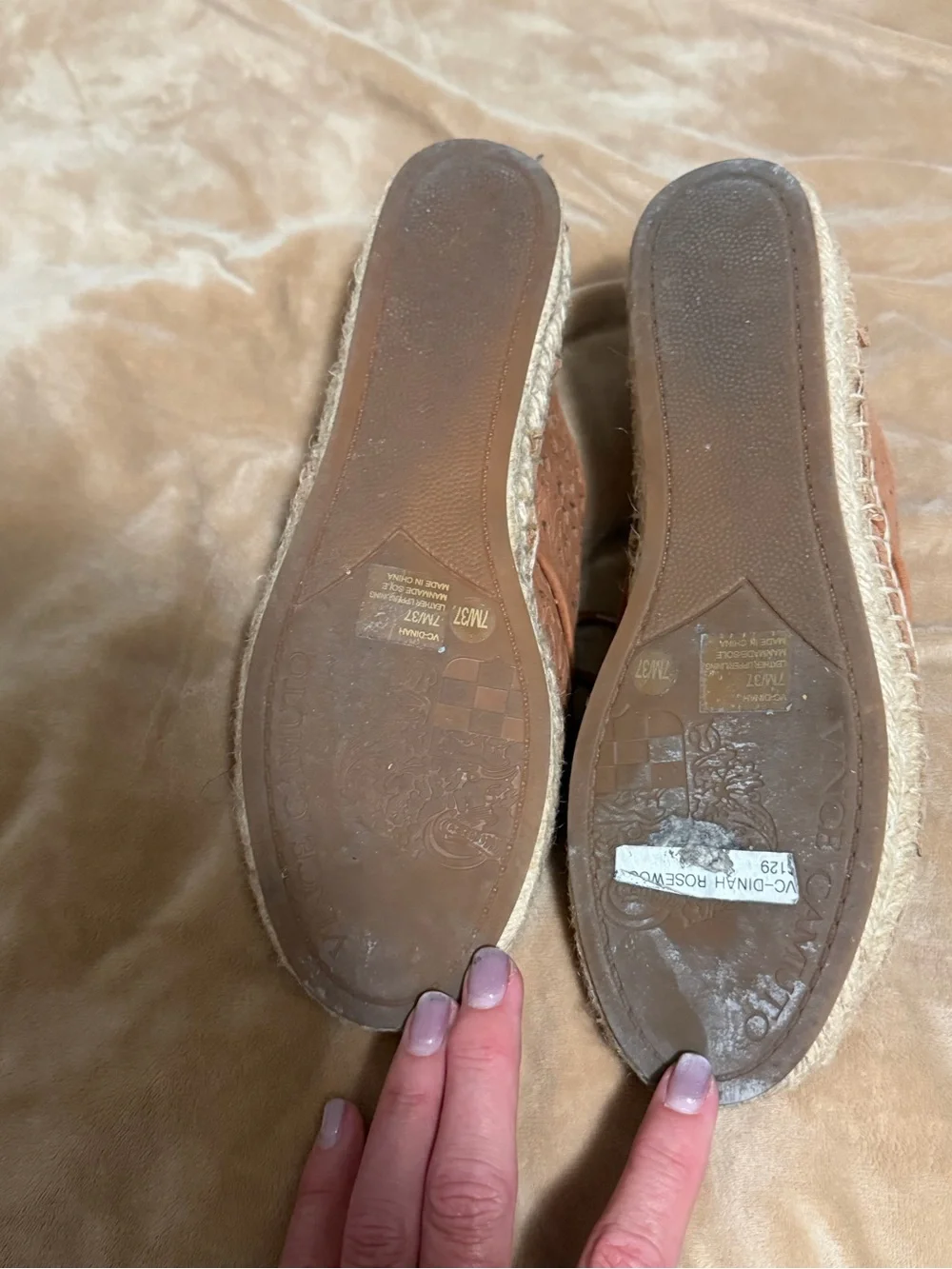 Vince Camuto Dinah Tan Laser-Cut Espadrille Lace-Up Flats 37/7